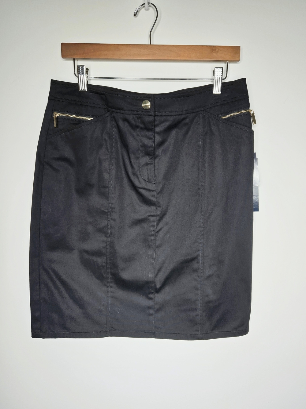NWT Jones New York Black Pencil Skirt Gold Zipper Accents Knee Length Office 8
